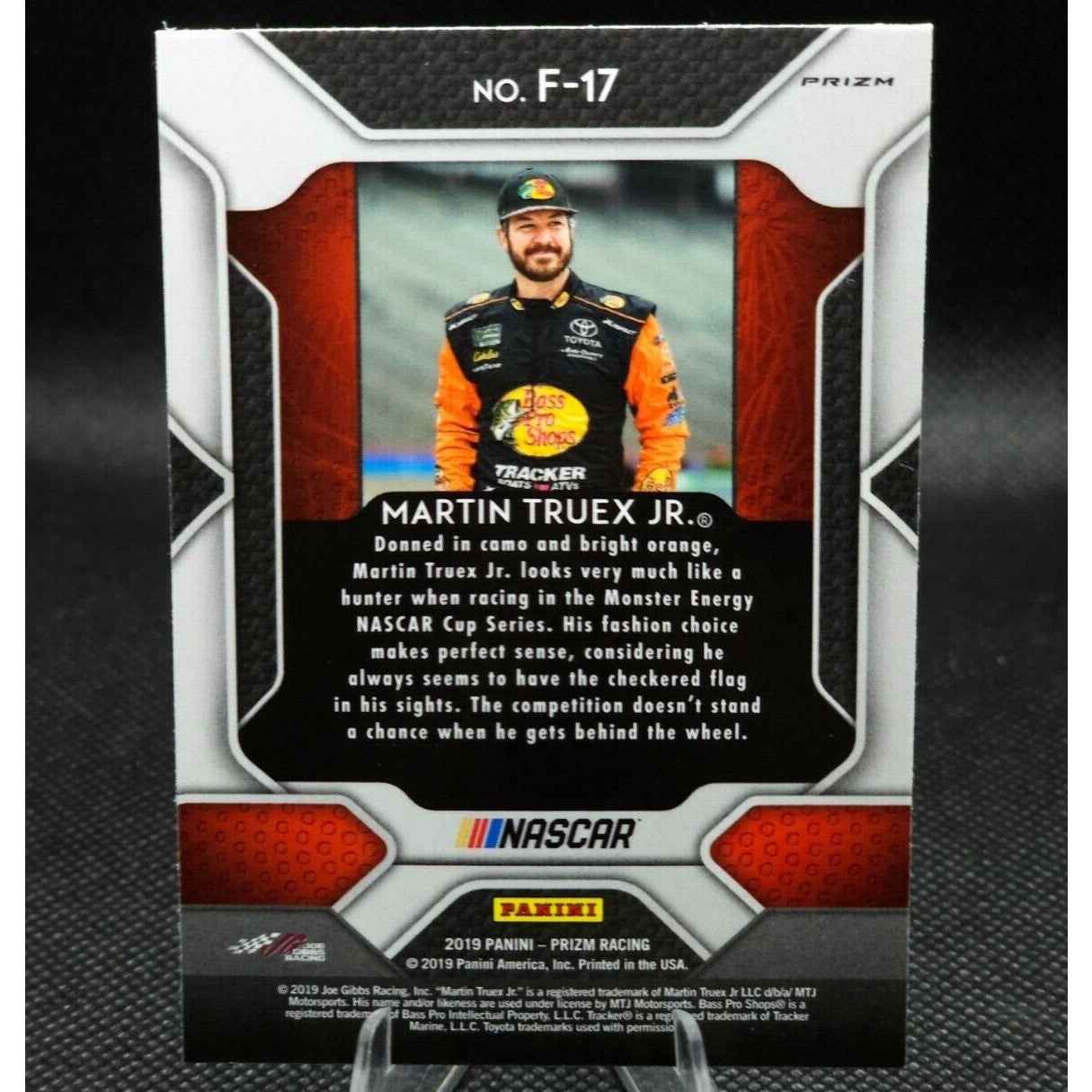 2019 Panini Prizm Fireworks White Sparkle Prizm #F-17 Martin Truex Jr. - NASCARD.shop