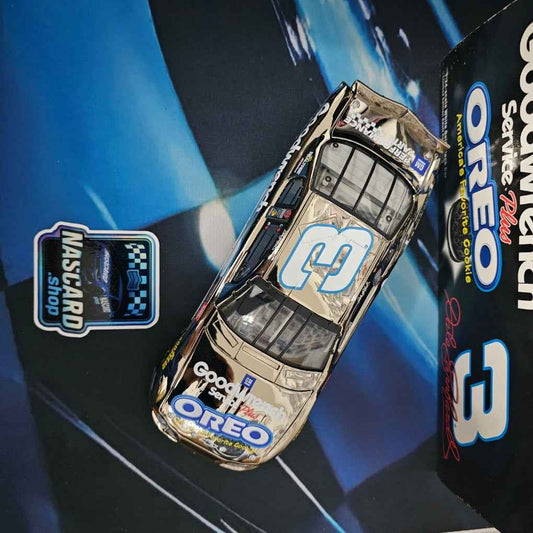 Dale Earnhardt 2001 White Gold #3 Oreo GM Goodwrench 1:24 Diecast