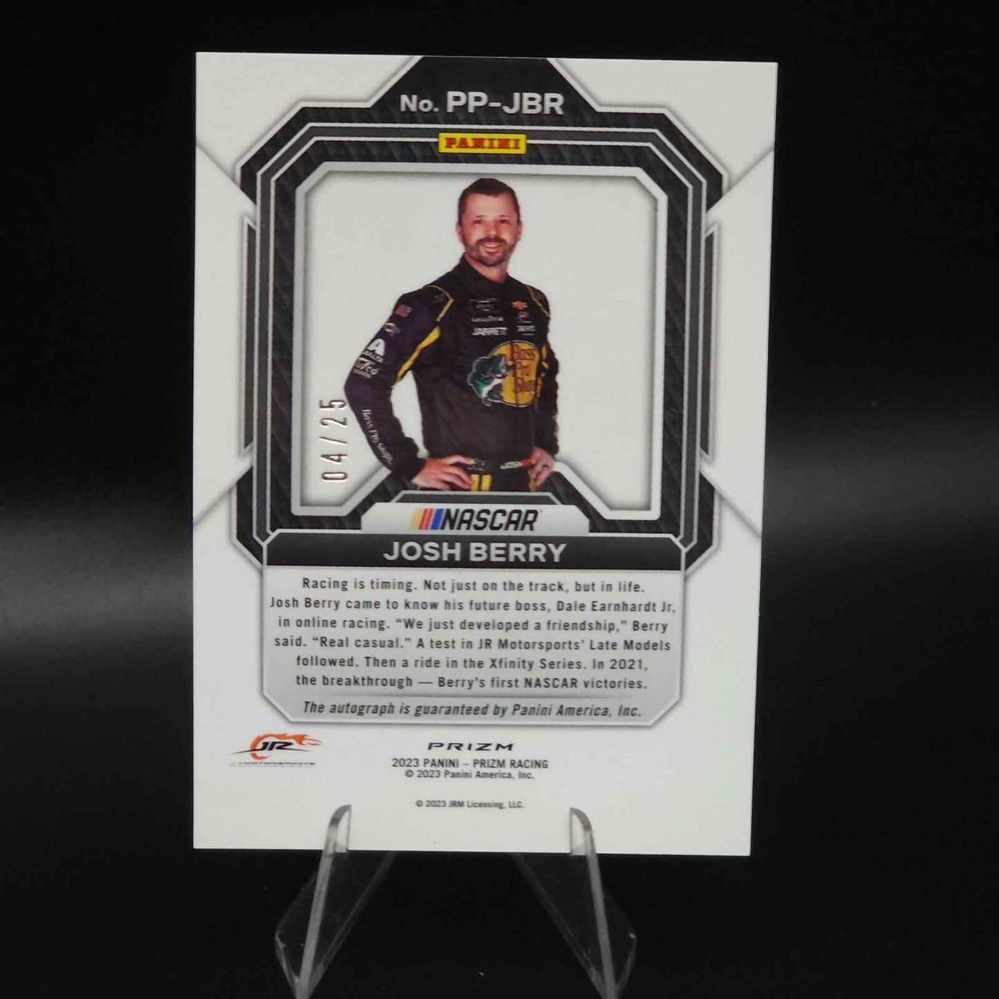 2023 Panini Prizm Patented Penmanship Hyper Purple and Yellow Josh Berry /25 - NASCARD.shop