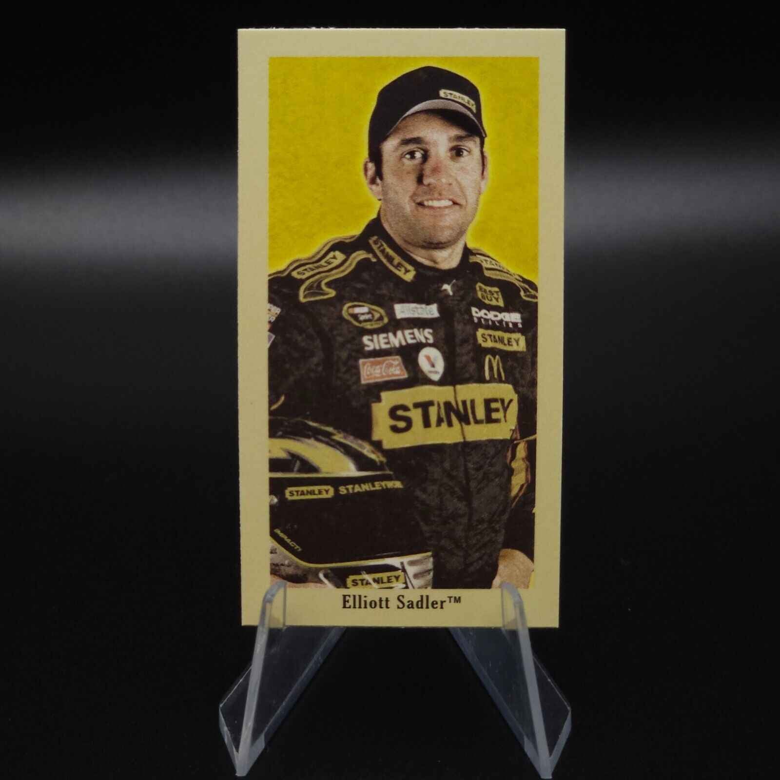 2009 Press Pass Racing Pocket Portraits #21 Elliott Sadler - NASCARD.shop