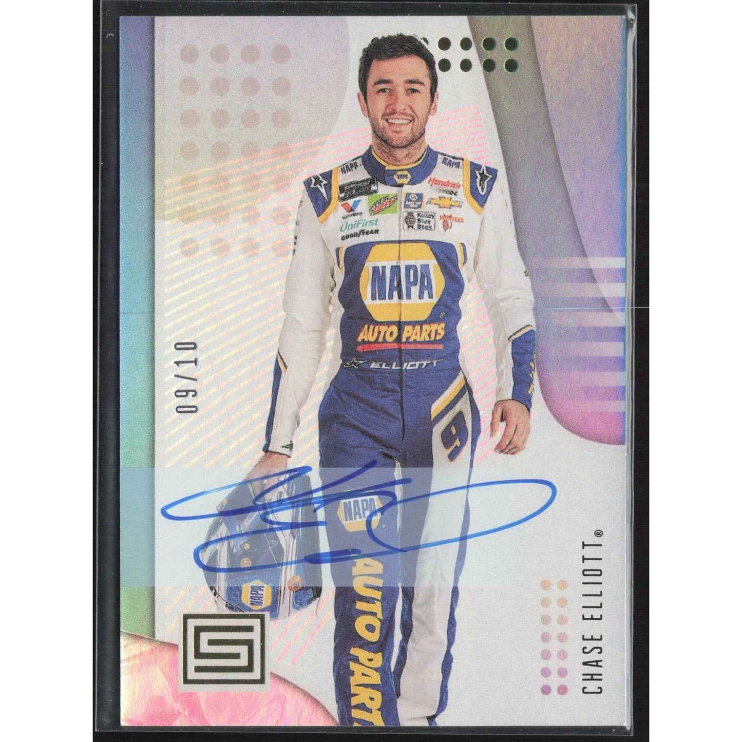 2020 Panini Chronicles #16 Chase Elliott Status Gold #/10