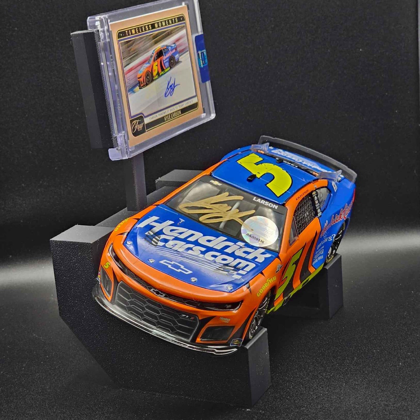 NASCARD.shop 1:24 Diecast & Trading Card Wall/Shelf Display Stand – Made in the USA