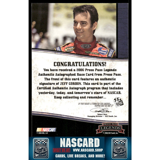 2006 Press Pass Legends #NNO Jeff Gordon Autographs Black #/50 - NASCARD.shop