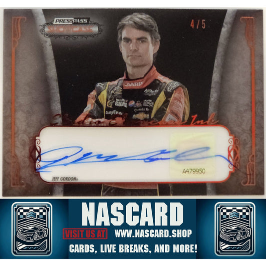 2013 Press Pass Showcase #SSI-JG Jeff Gordon Studio Showcase Ink Red #/5 - NASCARD.shop