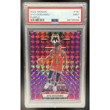 2022-23 Panini Mosaic Ayo Dosunmu #197 Purple 5/99 Bulls PSA 9