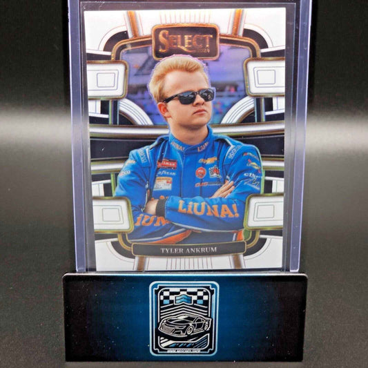 2024 Panini Select Racing Grandstand White Prizm #13 Tyler Ankrum 29/99 - NASCARD.shop