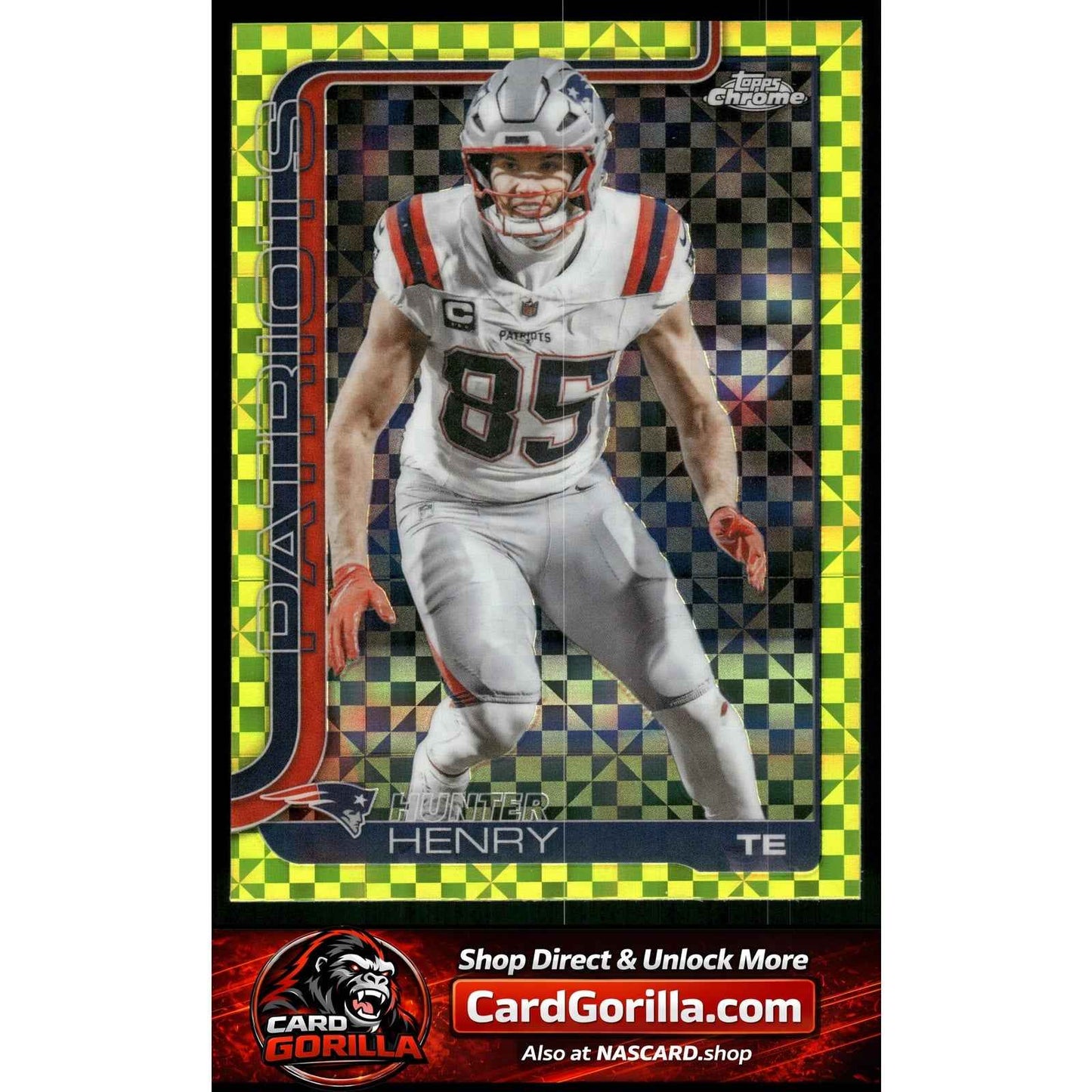 2025 Topps Chrome #209 Hunter Henry Lime Green X-Fractor